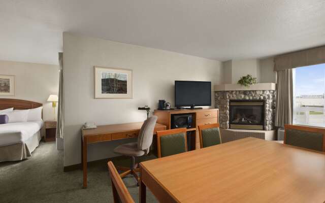 Days Inn by Wyndham Red Deer