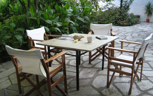 Mirto Apartments