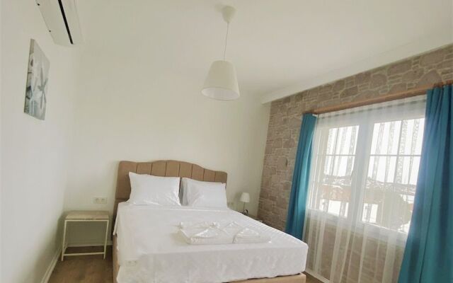 Cunda Kordon Otel