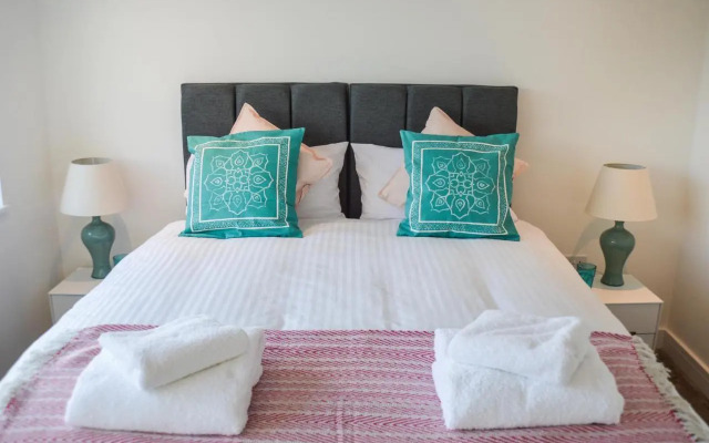 Anstey Heights Apartments