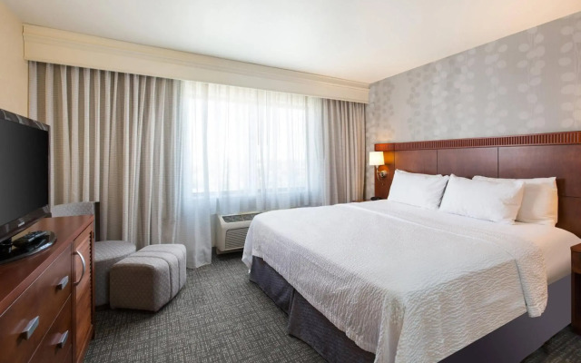 Courtyard by Marriott Ontario Rancho Cucamonga