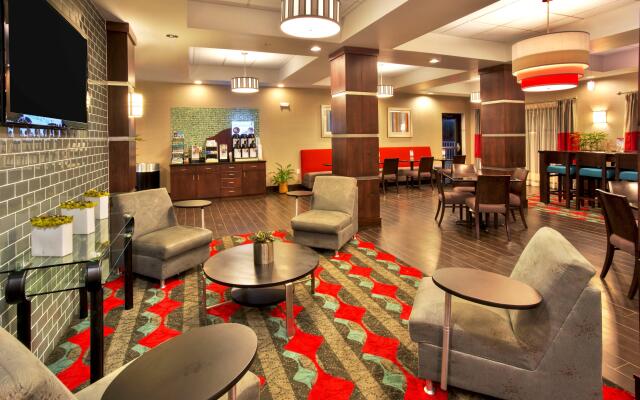 Holiday Inn Express & Suites Oak Ridge by IHG