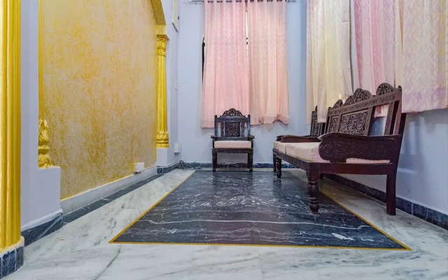 Fabhotel The Castle Homestay I