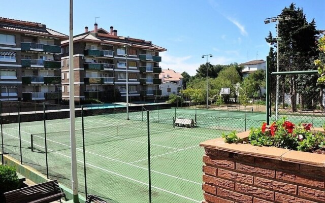 Suitur Apartment With Pool And Tennis Court