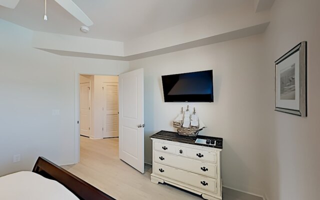 Sea Glass by Southern Vacation Rentals