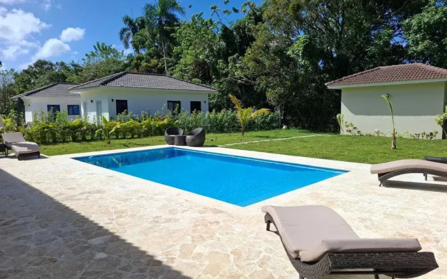Luxury 5 Bedrooms Villa in Hispañola -sosua