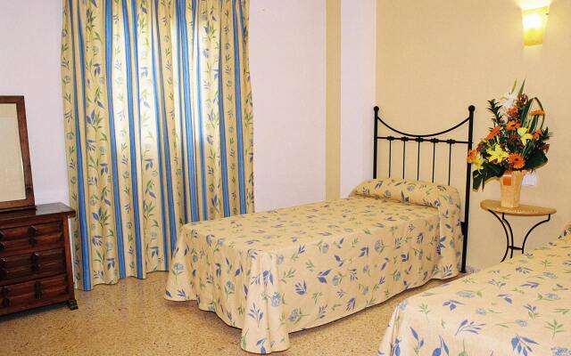 Poniente Playa Aparthotel