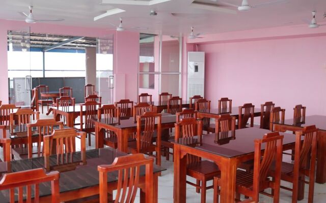 Amaran Hotel
