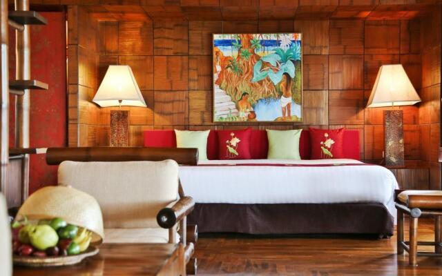 Mom Tri's Villa Royale