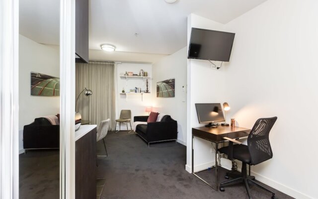 Imogen, Melbourne Studio Apartment