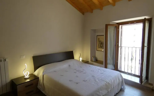 SCAPPO IN UMBRIA, Il Vicoletto