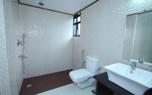 FabExpress Ocean Residency, Colva