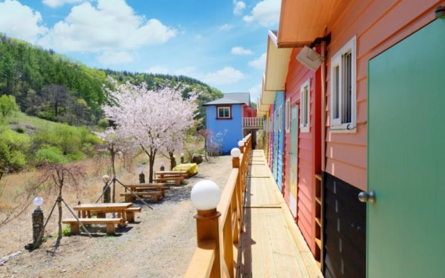 Hongcheon Eorinwangja Pension