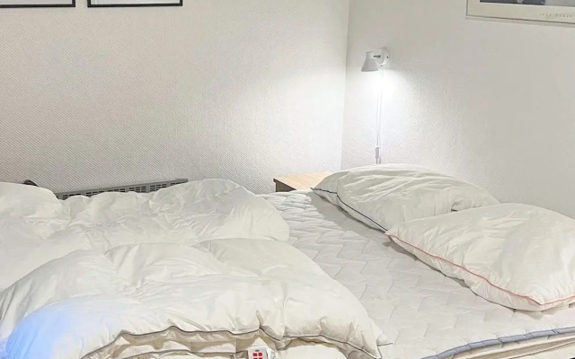 6 Person Holiday Home in Dannemare