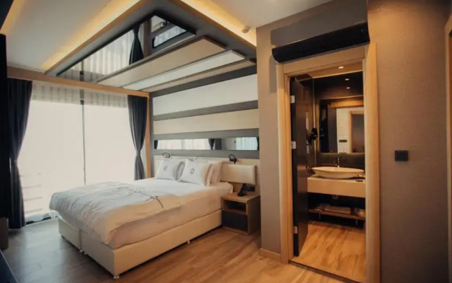 Burhaniye Marina Boutique Hotel