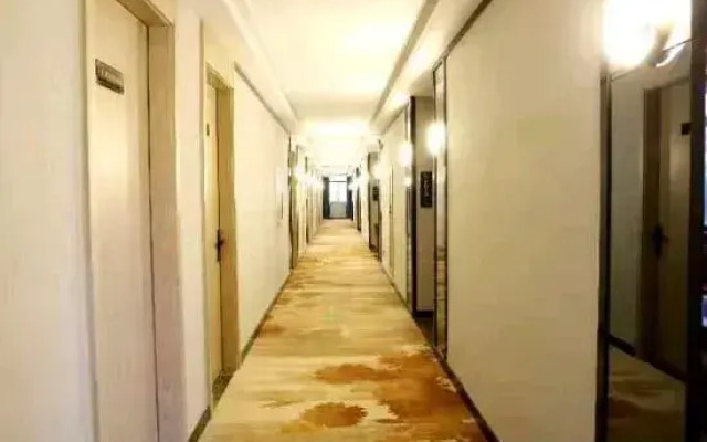 Jinxian Bojue Jingpin Hotel