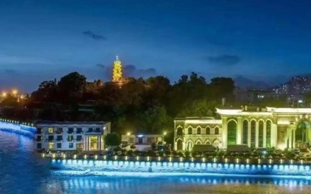 Fuzhou Mawei Haishang Mingzhu Hotel