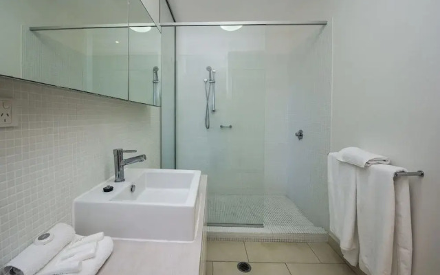 1 Bright Point Apartment 1401