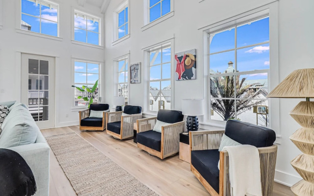 Dock Holiday 212 COA