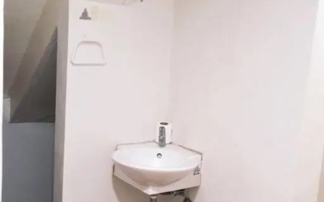 Sulit Condo Unit Santa Mesa Manila