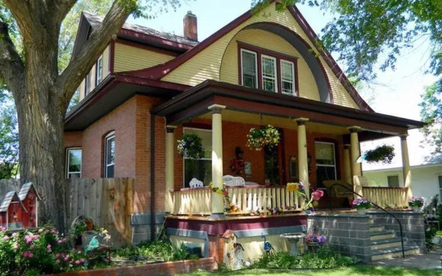 3rd Street Nest Bed & Breakfast