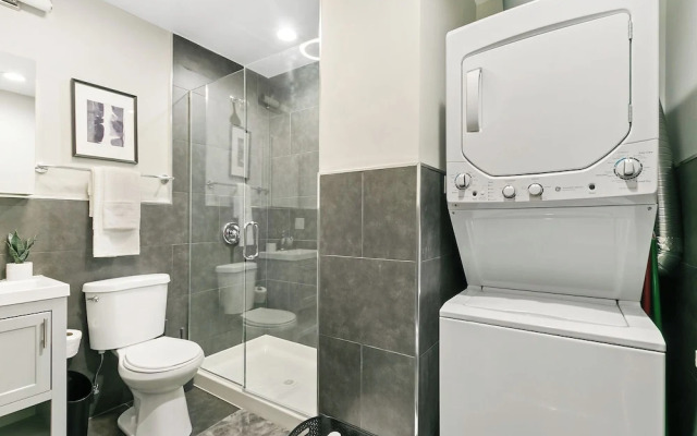 Comfort 2BR - Erie 1R