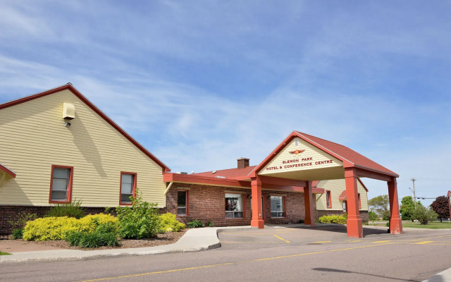 Slemon Park Hotel & Conference Centre