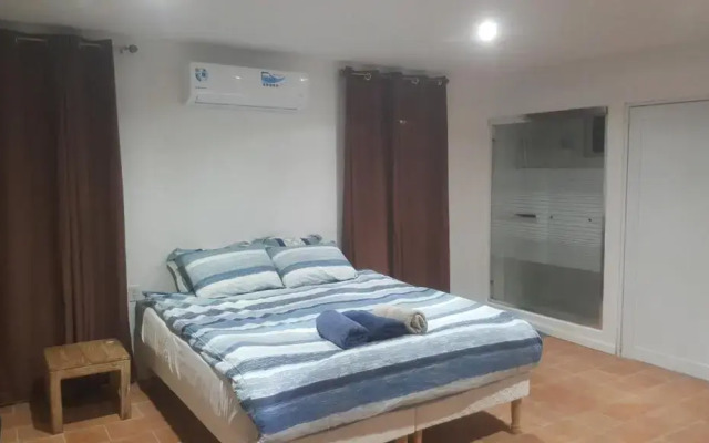 Studio with beautiful sea view