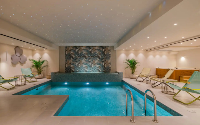 Ionian Plaza Hotel