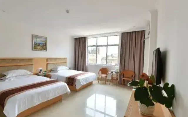 Dongxing Xinchang Hotel