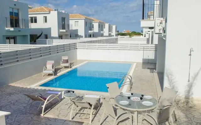 Oceanview Villa 182