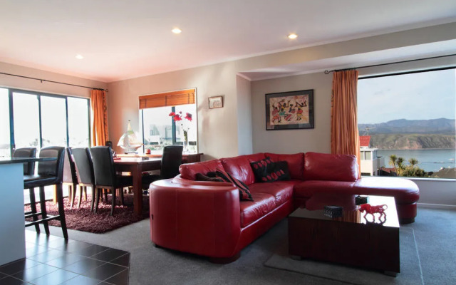 Pacific View Bed and Breakfast