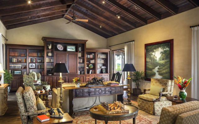 Royal Isabela