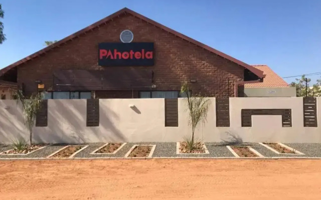 Pahotel Bed & Breakfast