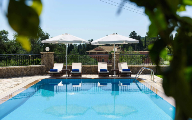 Il Tesori Dassia Villas