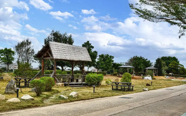 Jinsa Lakeside View Hotel