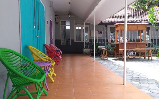 Home Addicts Hostel