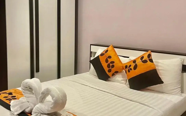 Sampheng Apartment