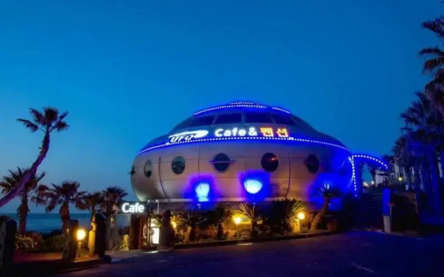 UFO Pension