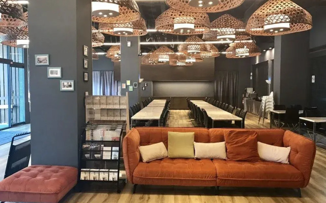 Huashe Hotel Chiayi Branch