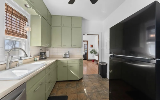 Mint House at Japanese Gardens