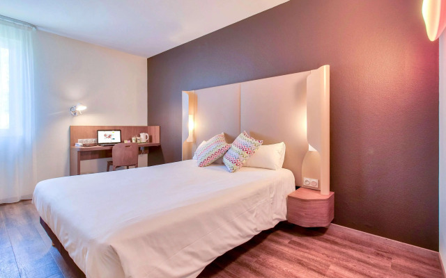 Campanile Saint Jean De Luz