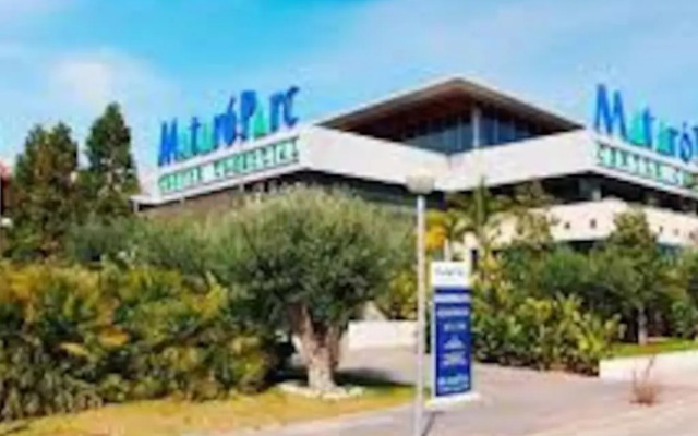 Oasis Close Barcelona Pool Tennis Beach