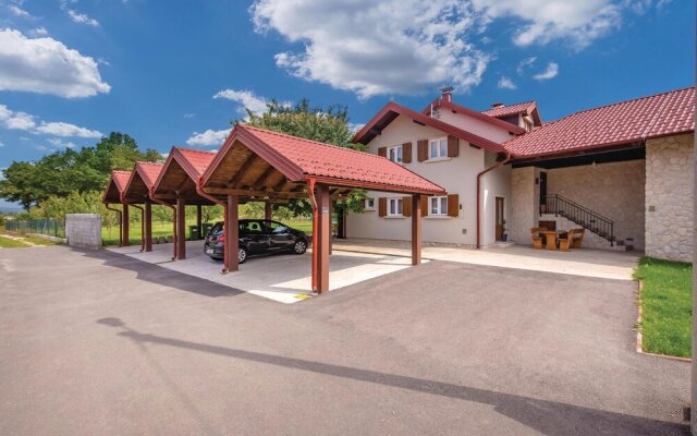 Stunning Home in Gospic With Sauna, Wifi and 6 Bedrooms