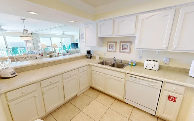 Beach House 602a 2 Bedroom Condo