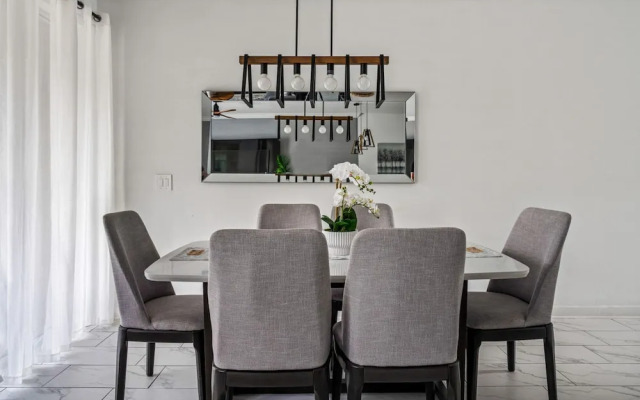 2605 Storey Lake Orlando Disney