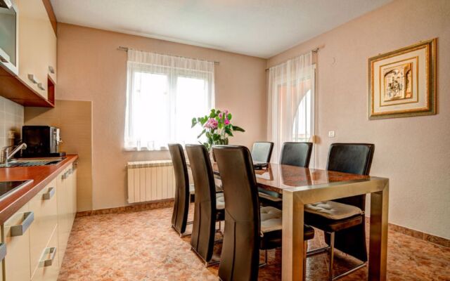 Apartment Tommy Rääkkylä 13875
