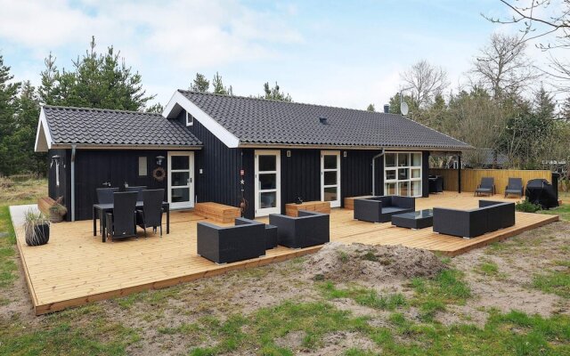 9 Person Holiday Home in Albaek