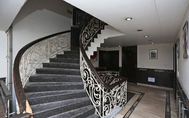 OYO 9155 Hotel Maya Cottage