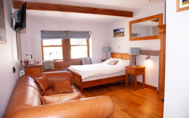 The Rooms at the Nook